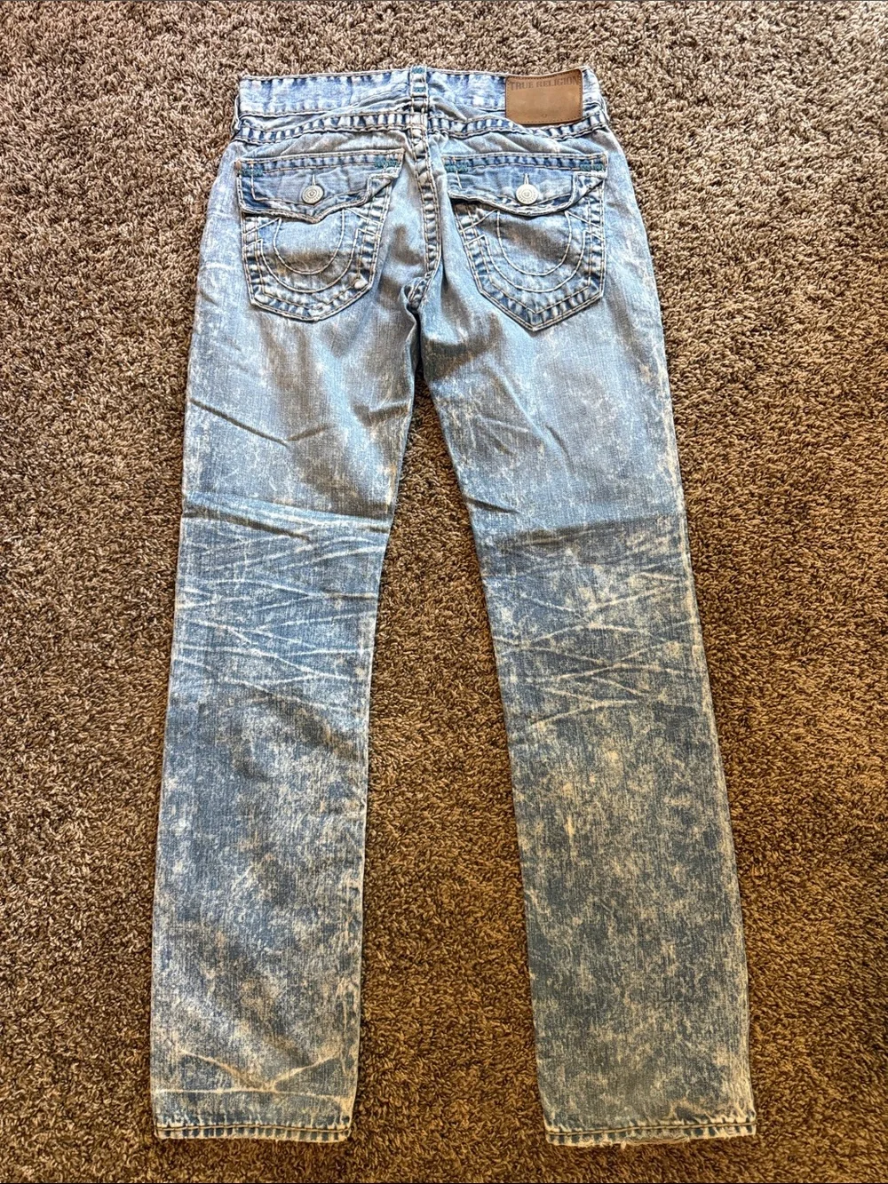 Y2K True Religion Men's Light Blue Washed Straight Jeans